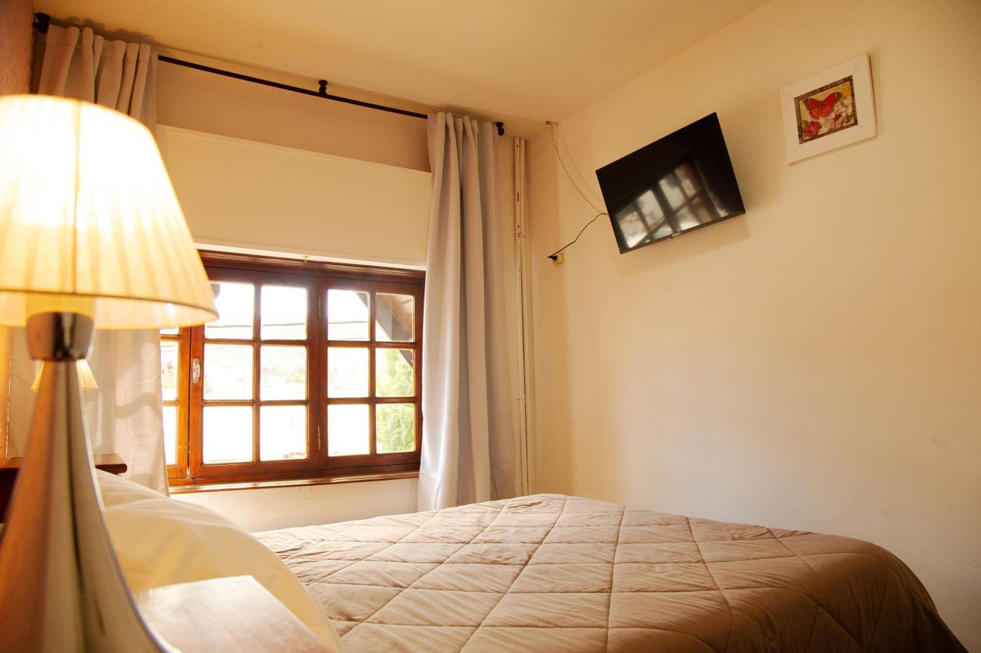 Hosteria Akino Hotel Esquel Eksteriør billede